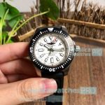 Replica Breitling Superocean White Dial Black Rubber Strap Watch 44mm